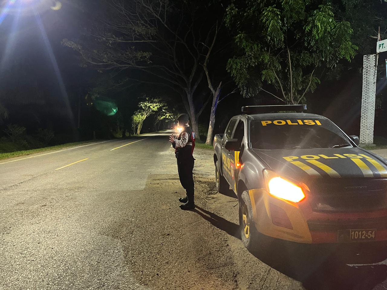 Patroli Presisi Blue Light Polres Batu Bara Amankan Malam di Wilayah PT Socfin