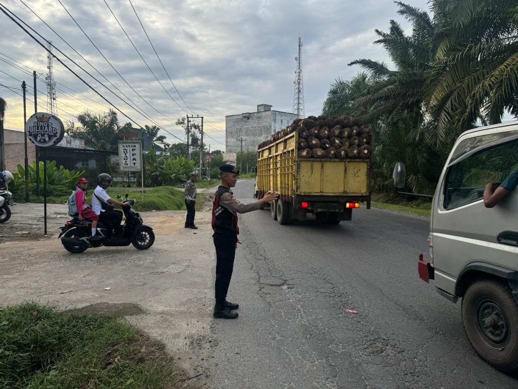 Personil Sat Samapta Polres Batu Bara Sukses Laksanakan Strong Point Pagi