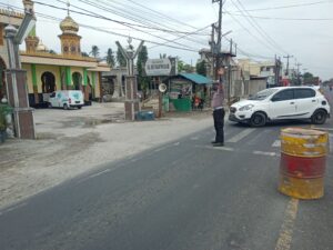 Sat Lantas Polres Batu Bara Jamin Kelancaran Lalu Lintas di Masjid saat Sholat Jumat