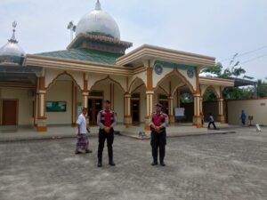 Sat Samapta Polres Batu Bara Tingkatkan Keamanan dengan Patroli dan Pengamanan Tempat Ibadah