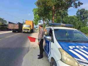 Sat Lantas Polres Batu Bara Amankan Arus Lalu Lintas di Beberapa Titik Rawan