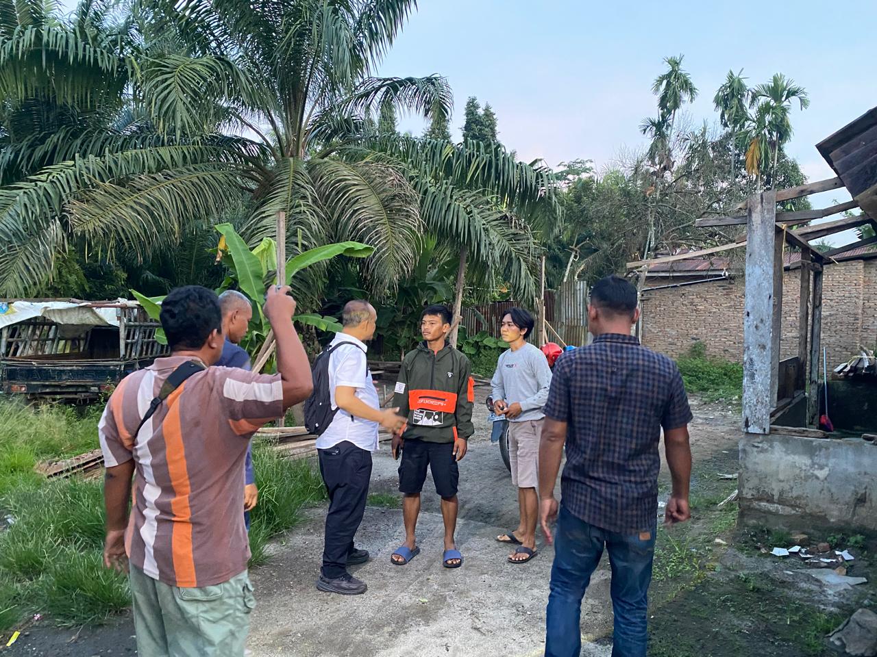 Penggerebekan Lokasi Peredaran Narkotika di Desa Mangke Baru, Batu Bara