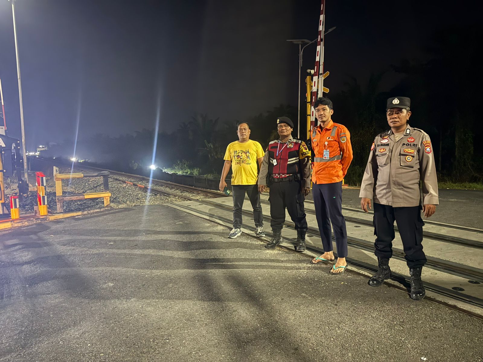 Polsek Medang Deras Laksanakan Patroli Malam, Cegah Kejahatan dan Gangguan Kamtibmas