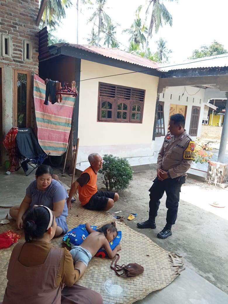 Bhabinkamtibmas Polsek Labuhan Ruku Sosialisasikan Kamtibmas dan Ketahanan Pangan di Desa Tanjung Mulia