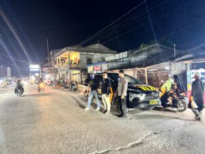 Personil Polsek Labuhan Ruku Laksanakan Patroli, Cegah Gangguan Kamtibmas di Tiga Lokasi