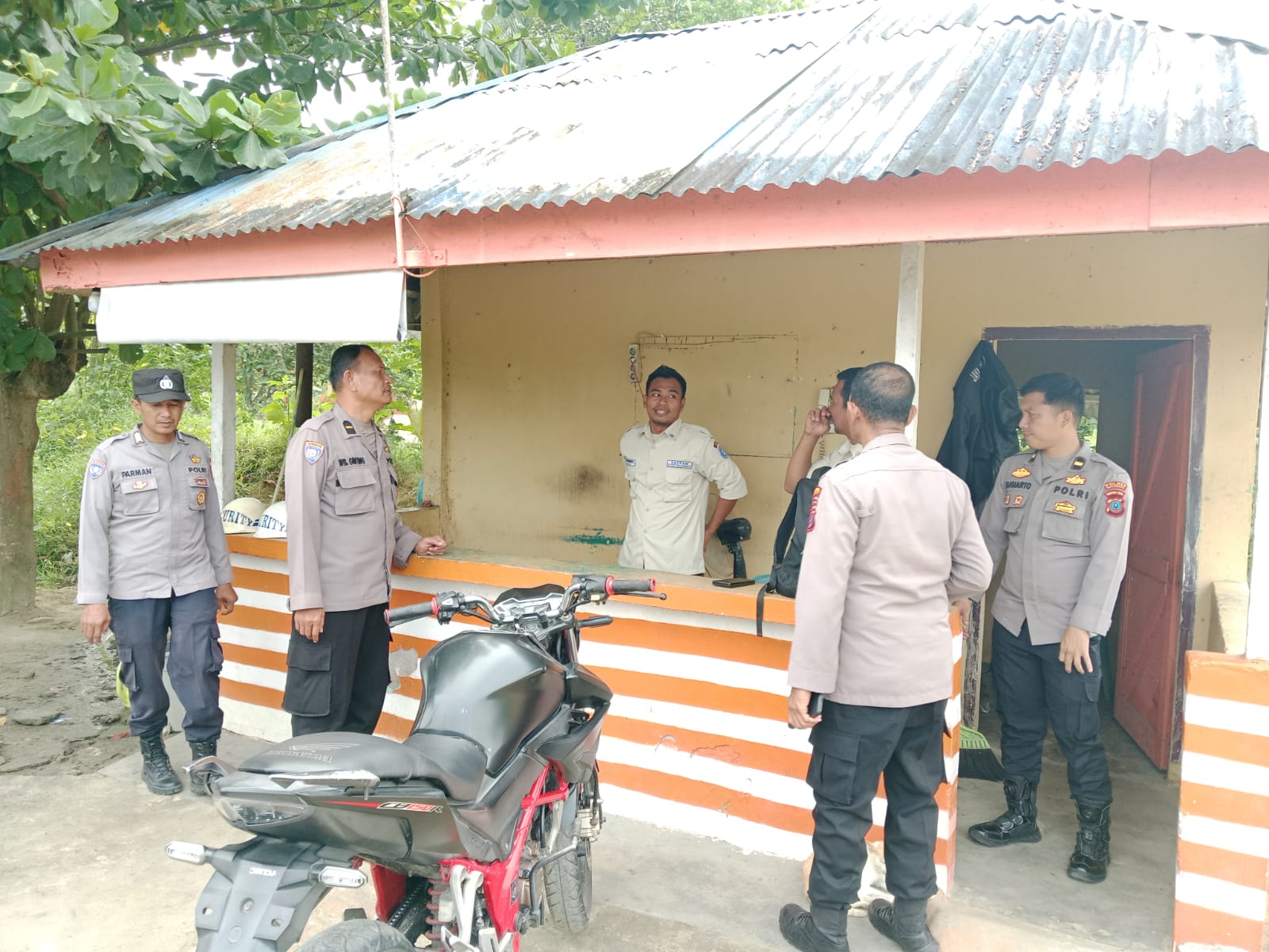 Sat Binmas Polres Batu Bara Lakukan Sambang dan Pembinaan kepada Satpam PTPN IV Tanah Itam Ulu