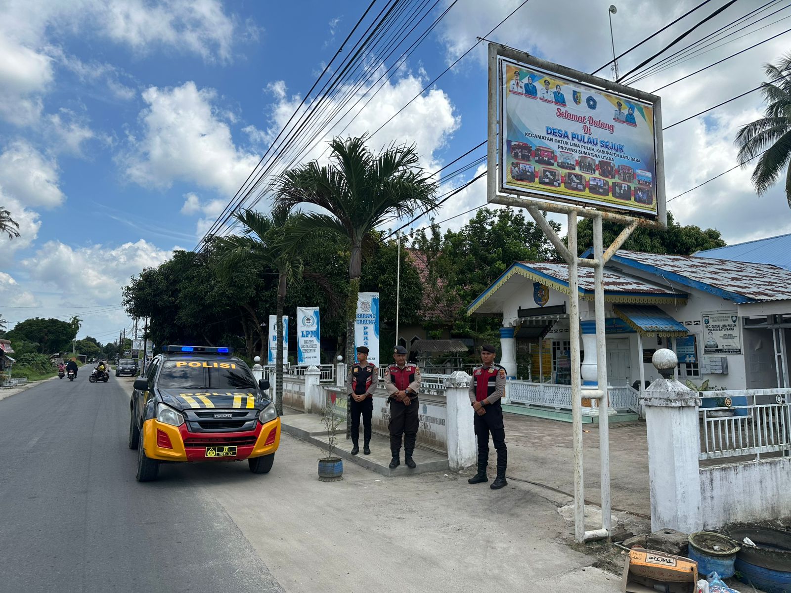 Patroli Presisi Sat Samapta Polres Batu Bara Jaga Kamtibmas di Datuk Lima Puluh dan Talawi