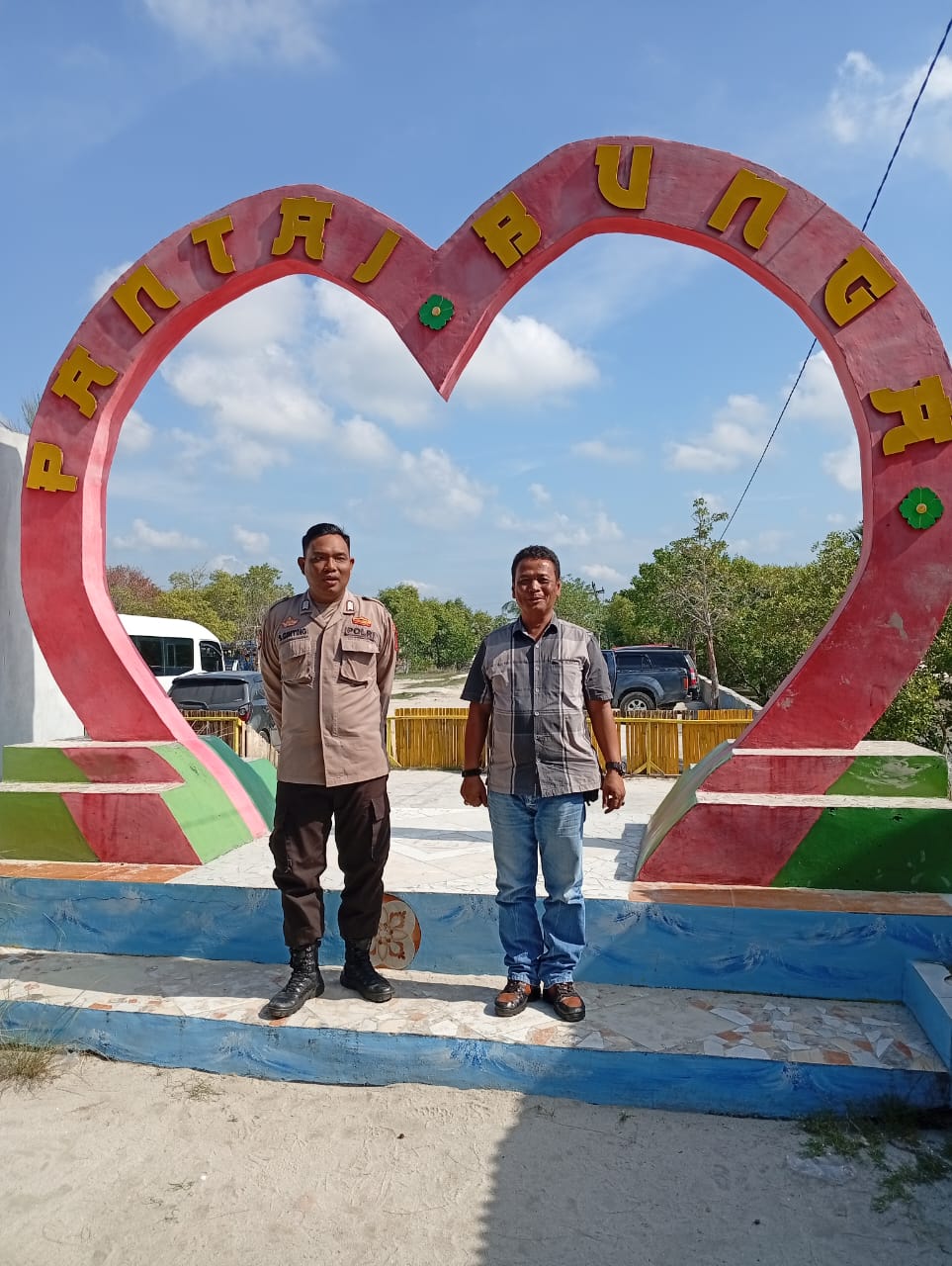 Polsek Labuhan Ruku Amankan Objek Wisata Pantai Bunga dan Pantai Bali