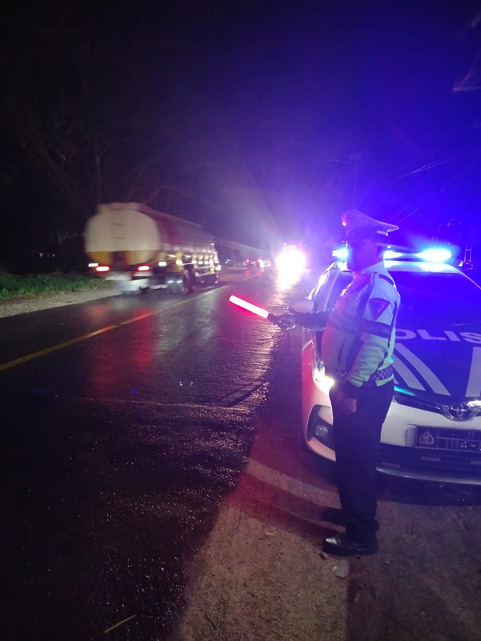Patroli Blue Light Polres Batu Bara Jaga Keamanan Jalinsum
