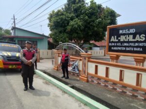 Sat Samapta Polres Batu Bara Jaga Kamtibmas di Tempat Ibadah dan Kawasan Ramai