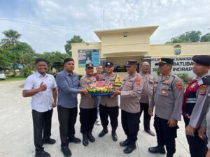 Polsek Indrapura Sukseskan Syukuran Kenaikan Pangkat Empat Personel