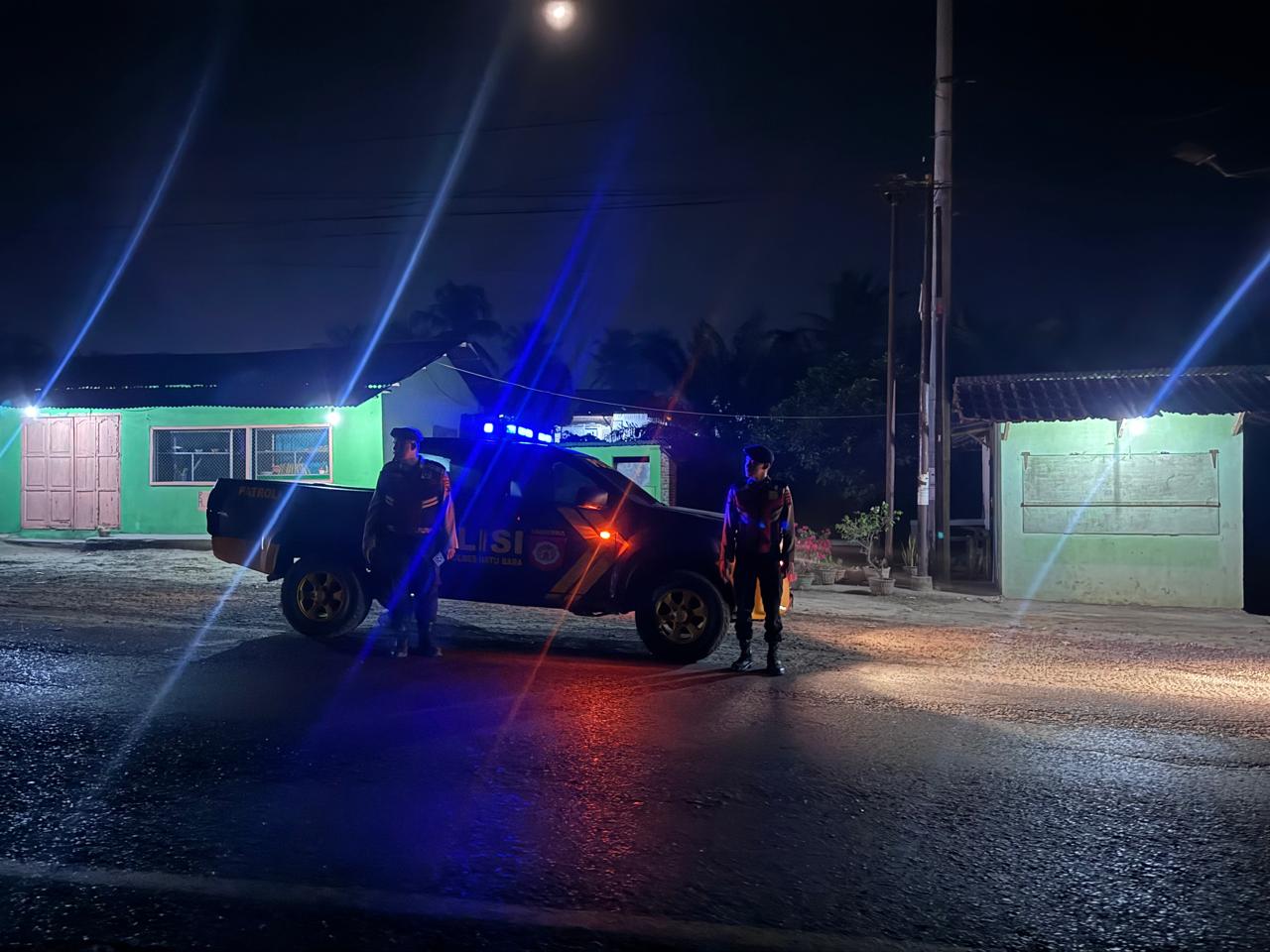 Patroli Kota Presisi “Blue Light” Polres Batu Bara Amankan Simpang Rel Perumahan Socfindo Pontas