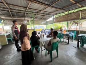 Sat Samapta Polres Batu Bara Lakukan Cooling System dan Sosialisasi Kamtibmas di Warung Bu Indah