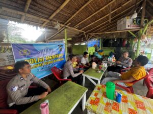 Kasatlantas Polres Batu Bara Sukseskan Program “Lalu Lintas Menyapa” di Exit Tol Lima Puluh