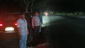 Patroli Mobile Polsek Lima Puluh Jaga Kamtibmas di Jalinsum Lima Puluh-Kisaran