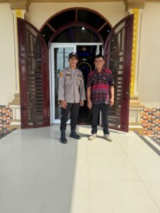 Polsek Medang Deras Amankan Ibadah di Gereja GMI Sion, Ciptakan Suasana Kondusif