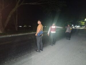 Patroli Presisi Polres Batu Bara Amankan Simpang Tanah Hitam Hulu