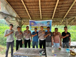 Satlantas Polres Batu Bara Sukseskan Program “Lalu Lintas Menyapa” dengan Sopir Angkutan Barang