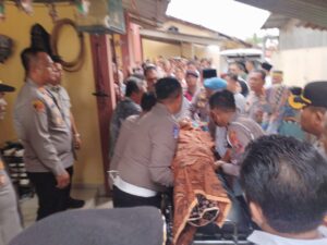 Kapolres Batu Bara Pimpin Pejabat Utama Melayat Almarhum Aiptu Fran Santoso