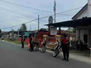 Sat Sabhara Polres Batu Bara Pastikan Keamanan Ibadah Minggu di Dua Gereja