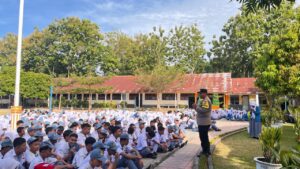 Polsek Indrapura Laksanakan Police Go To School di SMA Negeri 1 Sei Suka