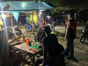 Patroli Presisi Polres Batu Bara Jaga Keamanan Simpang Jalinsum Perkebunan Limau Manis