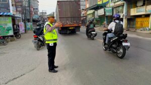 Satlantas Polres Batu Bara Atur Lalu Lintas dan Tegakkan Hukum di Beberapa Titik Rawan