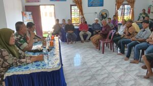 Bhabinkamtibmas Polsek Lima Puluh Sosialisasikan Pencegahan Pencurian Kelapa Sawit di Pematang Panjang