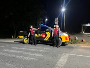 Patroli Malam Polsek Medang Deras Amankan Pagurawan dari Kejahatan