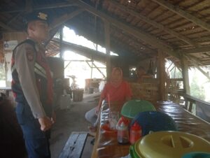 Sat Samapta Polres Batu Bara Sosialisasikan Kamtibmas di Warung Kak Noer, Limapuluh