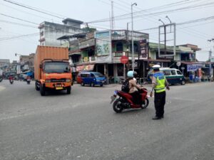 Sat Lantas Polres Batu Bara Tertibkan Lalu Lintas, Ciptakan Kamseltibcarlantas Kondusif