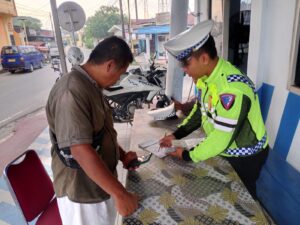 Satlantas Polres Batu Bara Intensifkan Penindakan Pelanggaran Lalu Lintas dalam Operasi Patuh Toba 2025