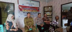 Kapolsek Lima Puluh Jalin Silaturahmi dan Dengar Aspirasi Warga di Desa Sumber Makmur