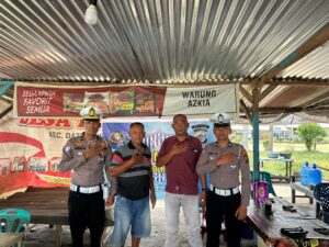 Satlantas Polres Batu Bara Sosialisasikan Keselamatan Berlalu Lintas kepada Sopir Angkutan Barang