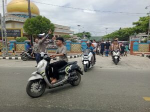 Sat Lantas Polres Batu Bara Amankan Arus Lalu Lintas di Sekitar Masjid saat Sholat Jumat