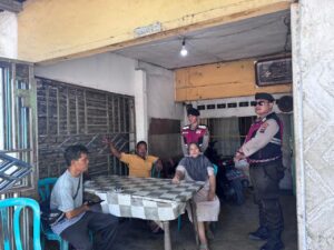 Sat Samapta Polres Batu Bara Berikan Himbauan Kamtibmas dan Sosialisasi di Warung Ibu Ida