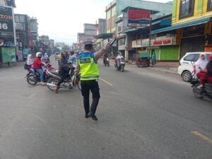 Satlantas Polres Batu Bara Jaga Kelancaran Arus Lalu Lintas di Titik Rawan