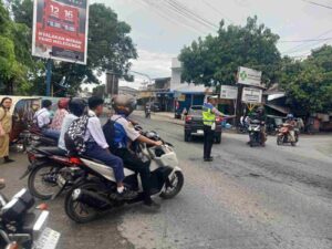 Satlantas Polres Batu Bara Atur Lalu Lintas Pagi di Sejumlah Titik