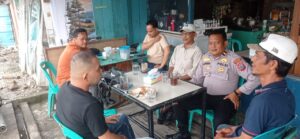Kanit Sabhara Polsek Labuhan Ruku Giat Sosialisasi Kamtibmas di Simpang Geo