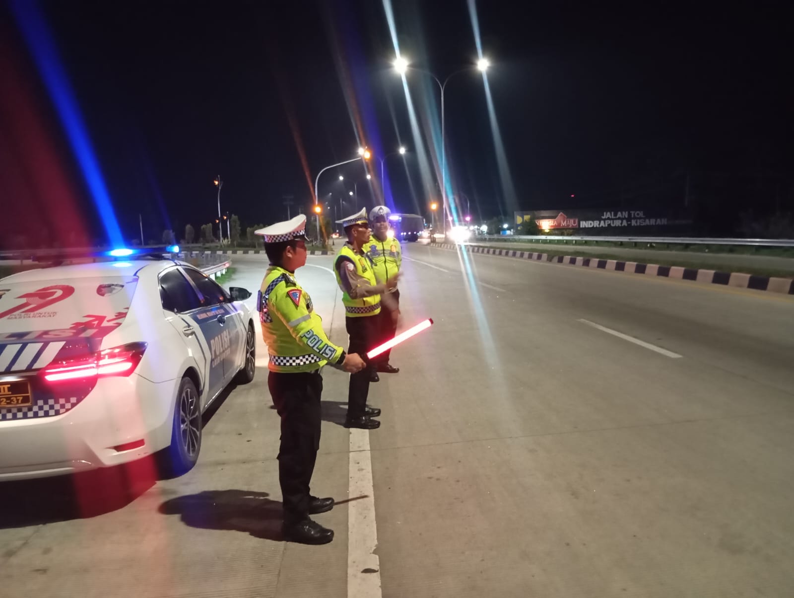 Patroli Blue Light Polres Batu Bara Tingkatkan Keamanan dan Kelancaran Lalu Lintas di Titik Rawan