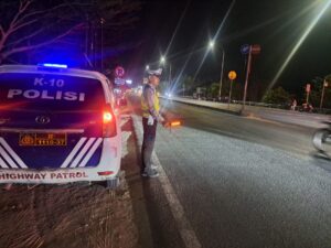 Satlantas Polres Batu Bara Gencarkan Patroli Blue Light Malam, Jamin Kamseltibcarlantas