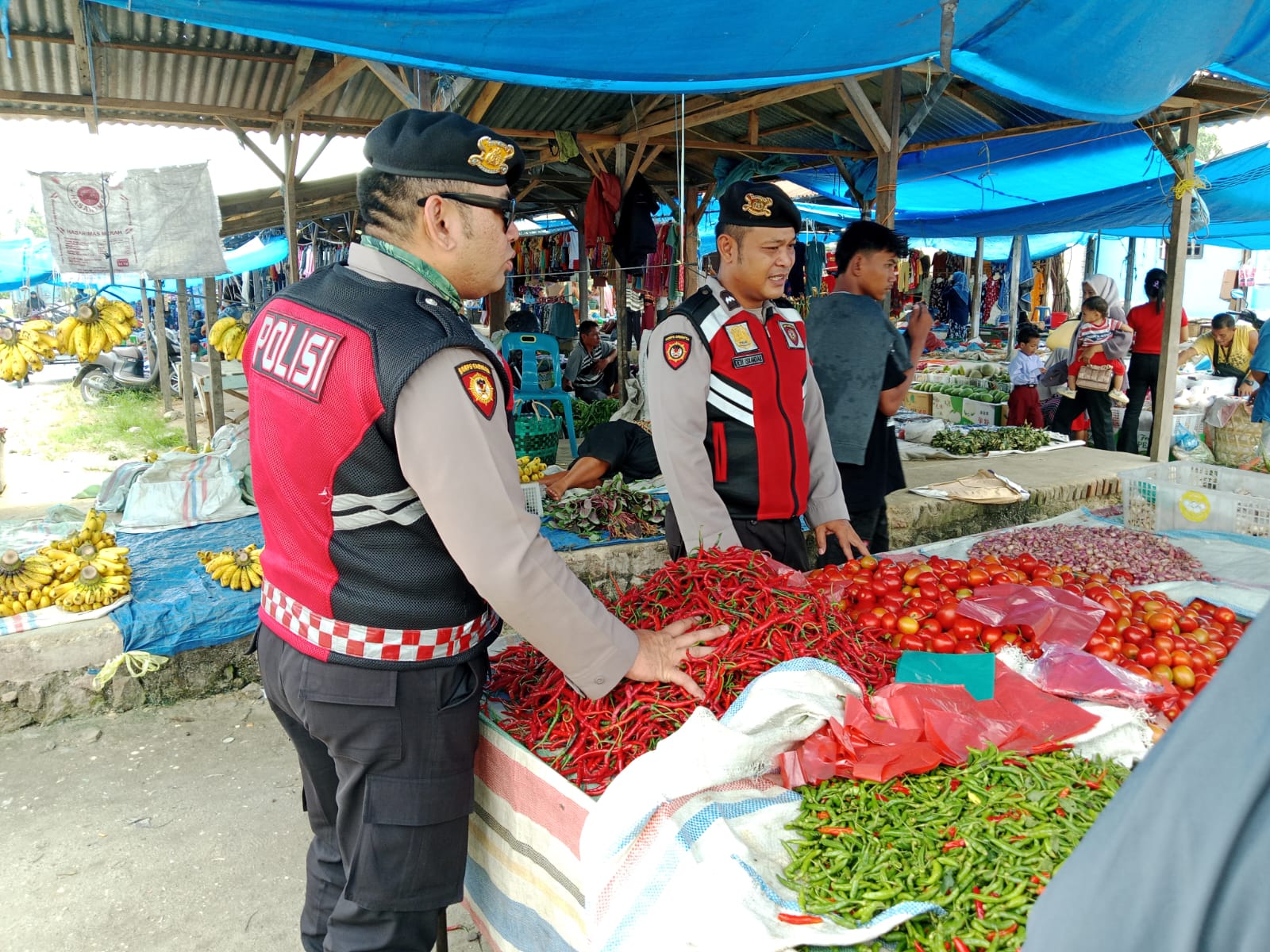 Sat Samapta Polres Batu Bara Intensifkan Cooling System dan Patroli, Jaga Kamtibmas di Pasar Tradisional