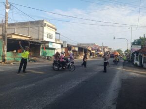 Sat Lantas Polres Batu Bara Gencar Lakukan Pengaturan Lalu Lintas, Wujudkan Kamseltibcarlantas Kondusif