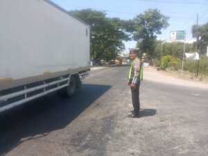 Sat Lantas Polres Batu Bara Tertibkan Lalu Lintas, Puluhan Pengendara Kena Tegur!