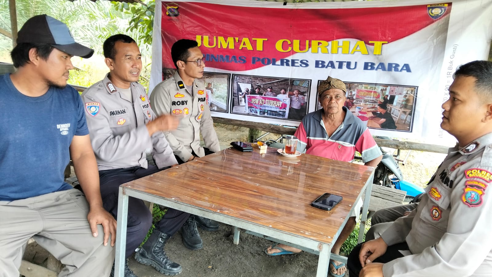 Sat Binmas Polres Batu Bara Gelar Jumat Curhat dan Cooling System, Jalin Kemitraan dengan Masyarakat Sumber Makmur