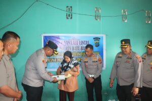 Satlantas Polres Batu Bara Ulurkan Bantuan untuk Balita Hidrosefalus di Hari Lalu Lintas Bhayangkara