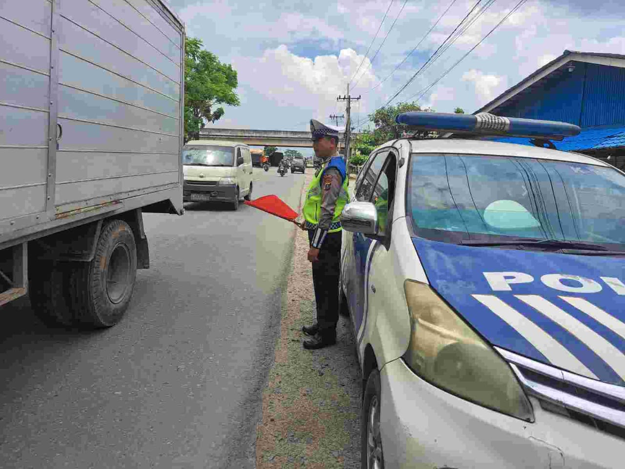 Sat Lantas Polres Batu Bara Tingkatkan Patroli dan Pengaturan Lalu Lintas, Cegah Laka dan Kejahatan Jalanan