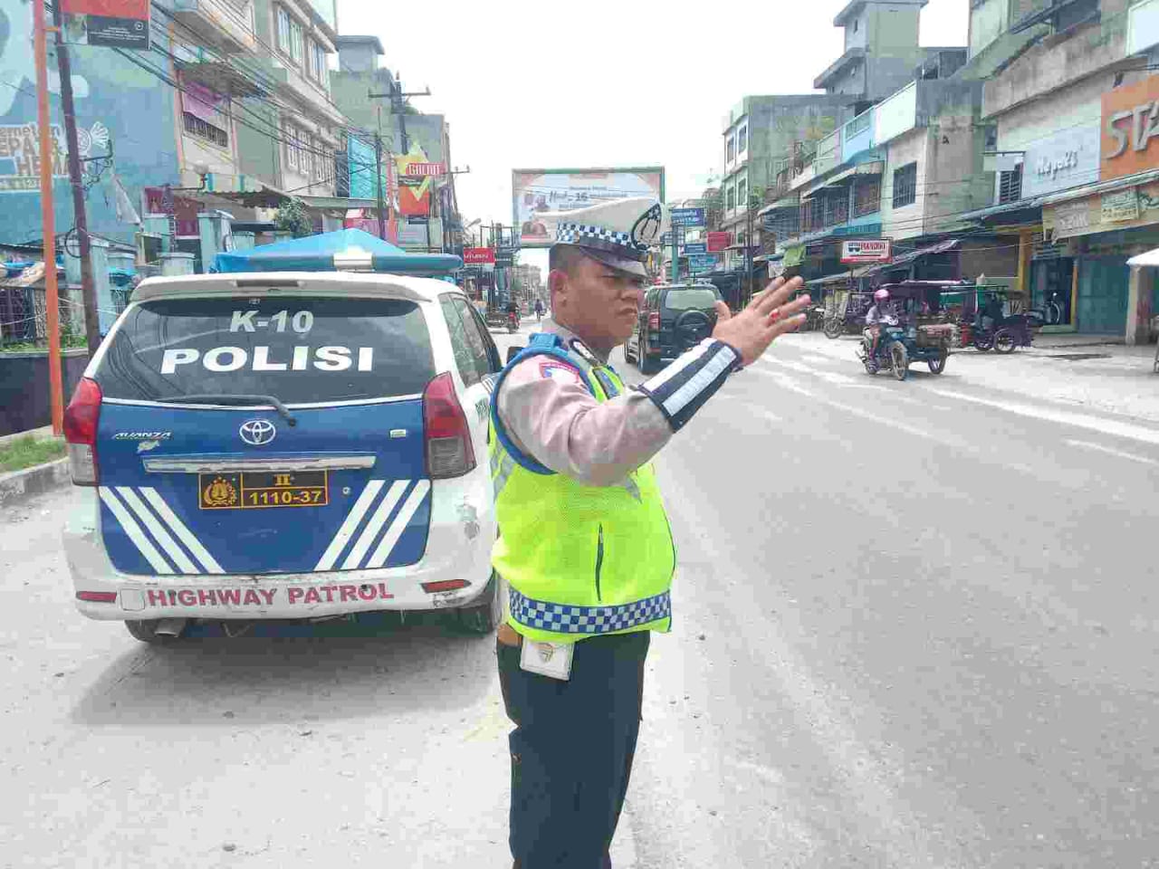Sat Lantas Polres Batu Bara Gencar Pengaturan Lalu Lintas Sore Hari, Tekan Pelanggaran dan Kecelakaan
