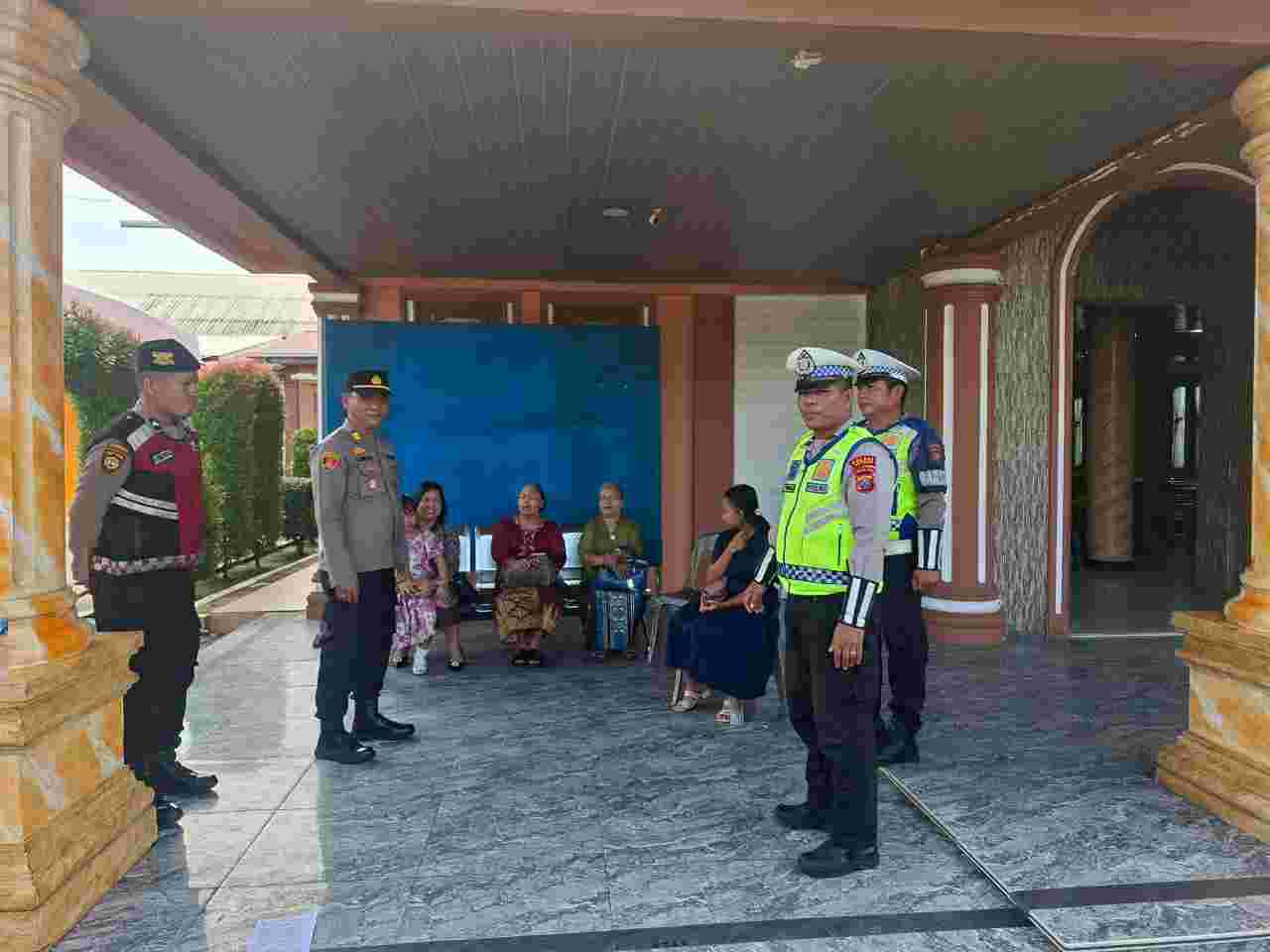 Polres Batu Bara Jamin Keamanan Umat Kristiani, Sat Lantas Siagakan Personel Amankan Ibadah Minggu