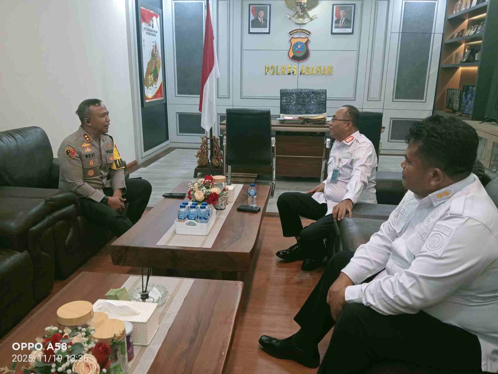 Kalapas Labuhan Ruku Audiensi ke Polres Asahan, Perkuat Sinergi Pengamanan dan Undang Kapolres di Perayaan Natal